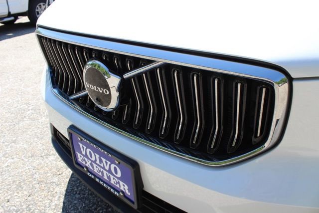 Used 2023 Volvo XC40 B5 Ultimate w/ Climate Package AWD/4WD image 14