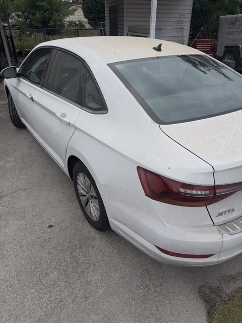 Used 2019 Volkswagen Jetta FWD image 4