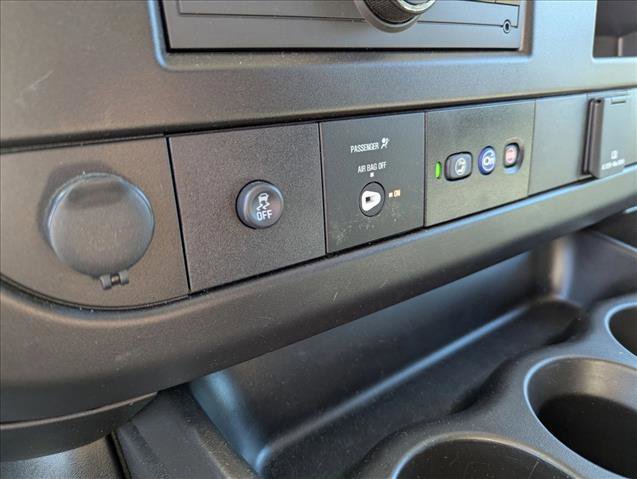 Used 2022 Chevrolet Express 3500 w/ Driver Convenience Package image 19