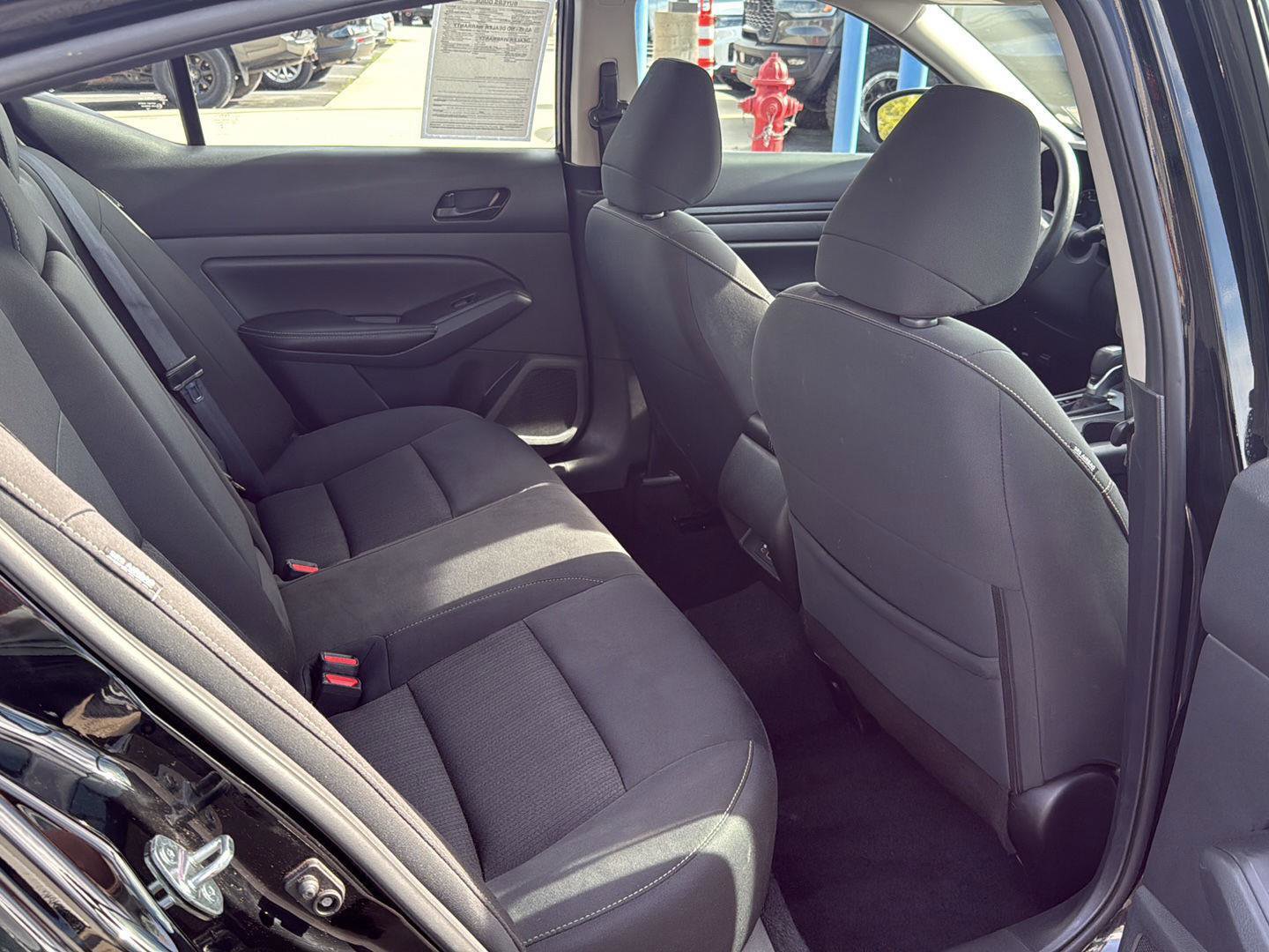 Used 2025 Nissan Altima 2.5 SV image 24