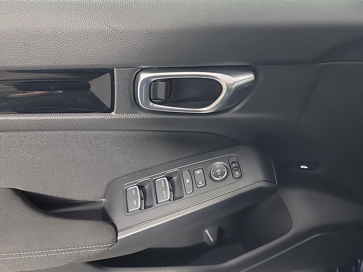 Certified 2025 Honda Civic Sport image 35