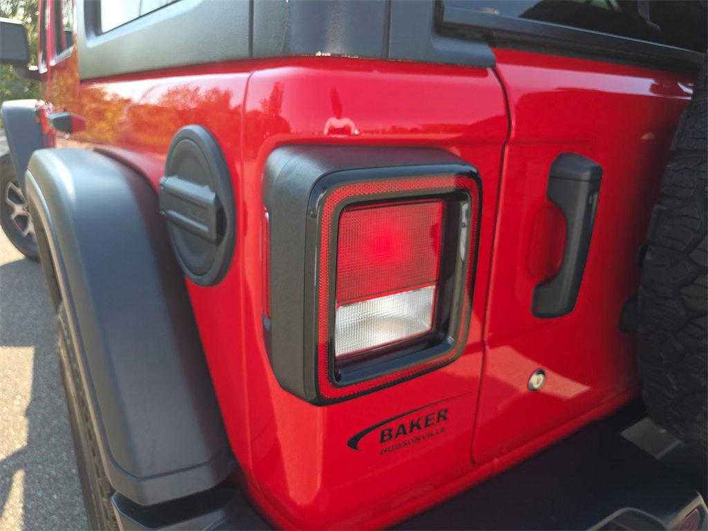 Used 2019 Jeep Wrangler Unlimited Rubicon w/ Cold Weather Group image 34