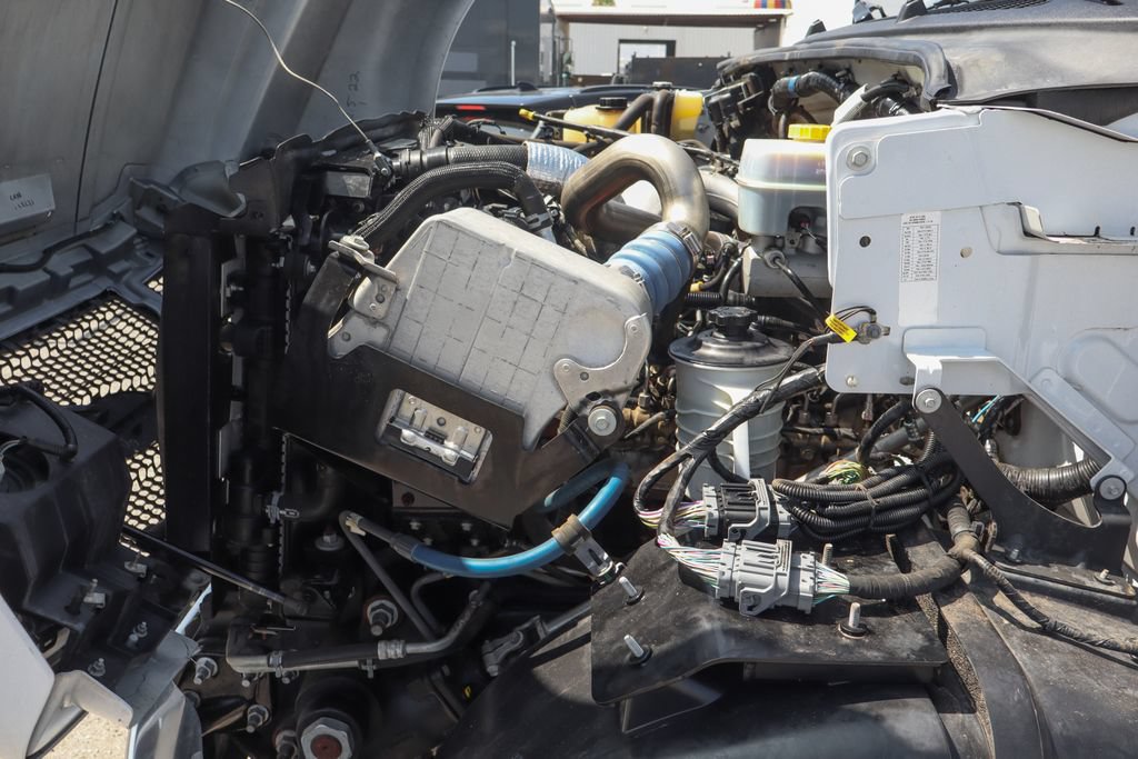 Used 2023 Ford F650 2WD Crew Cab Super Duty image 12