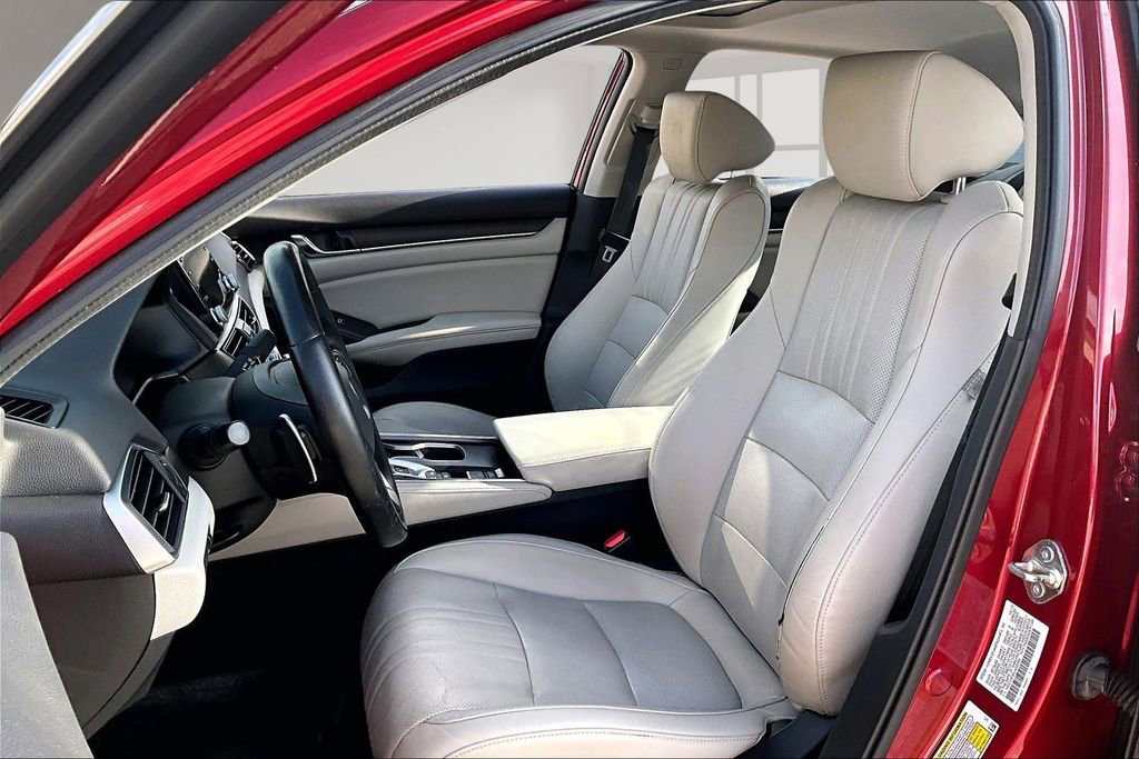 Used 2020 Honda Accord Touring image 21