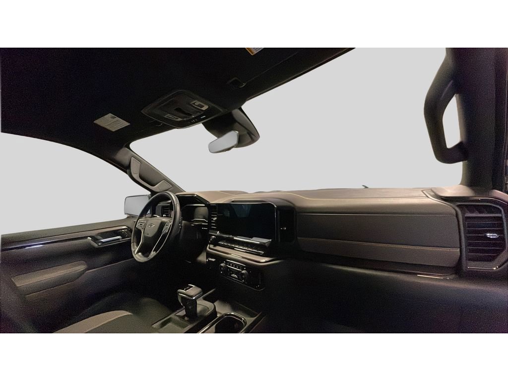 Used 2024 Chevrolet Silverado 1500 ZR2 w/ Technology Package image 17