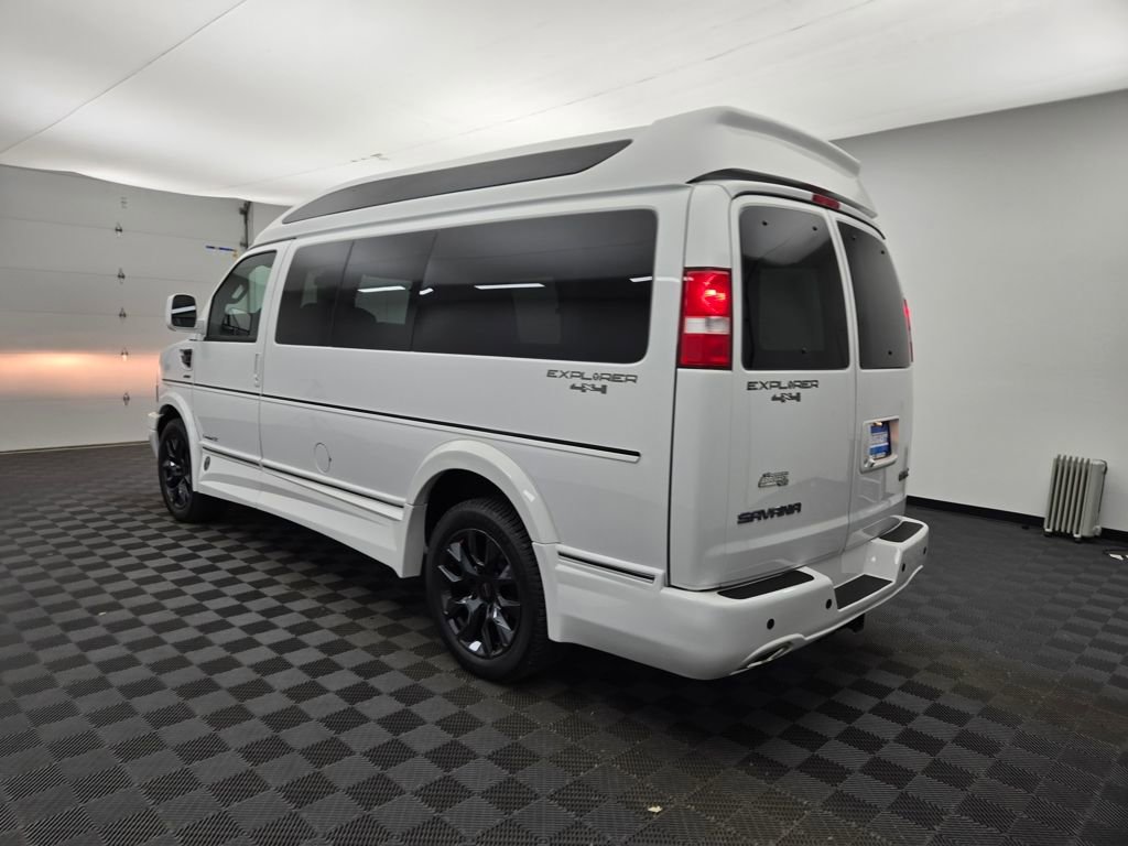 New 2024 GMC Savana 2500 image 9