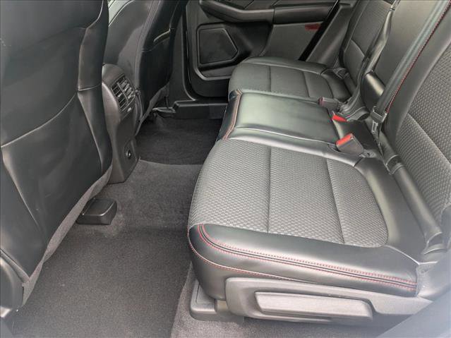 Certified 2024 Ford Escape ST-Line image 16