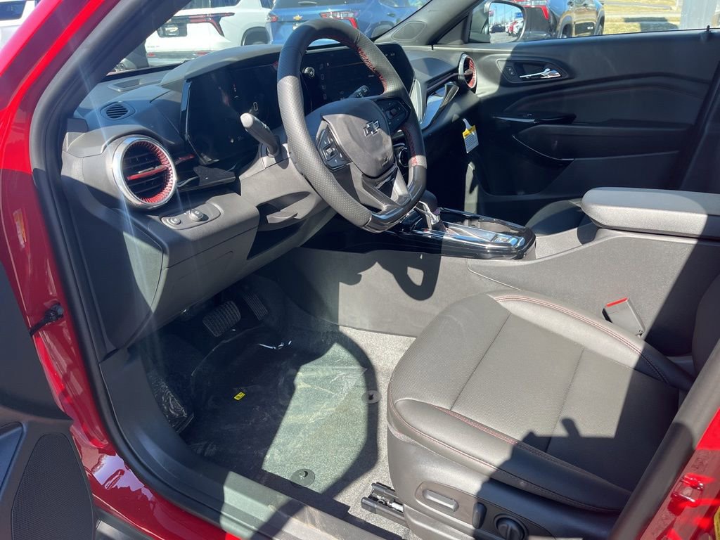 New 2026 Chevrolet Trax RS w/ Driver Confidence Package FWD image 11