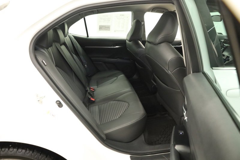 Used 2018 Toyota Camry SE image 28