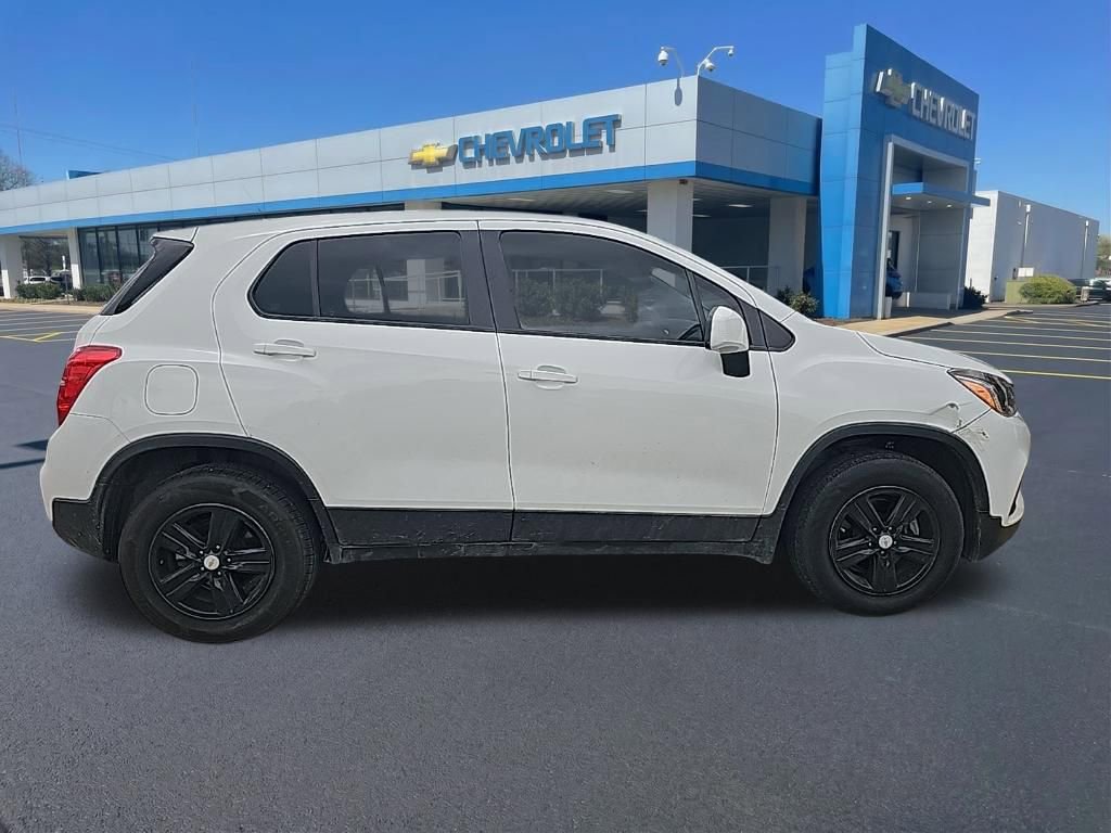 Used 2018 Chevrolet Trax LS image 6