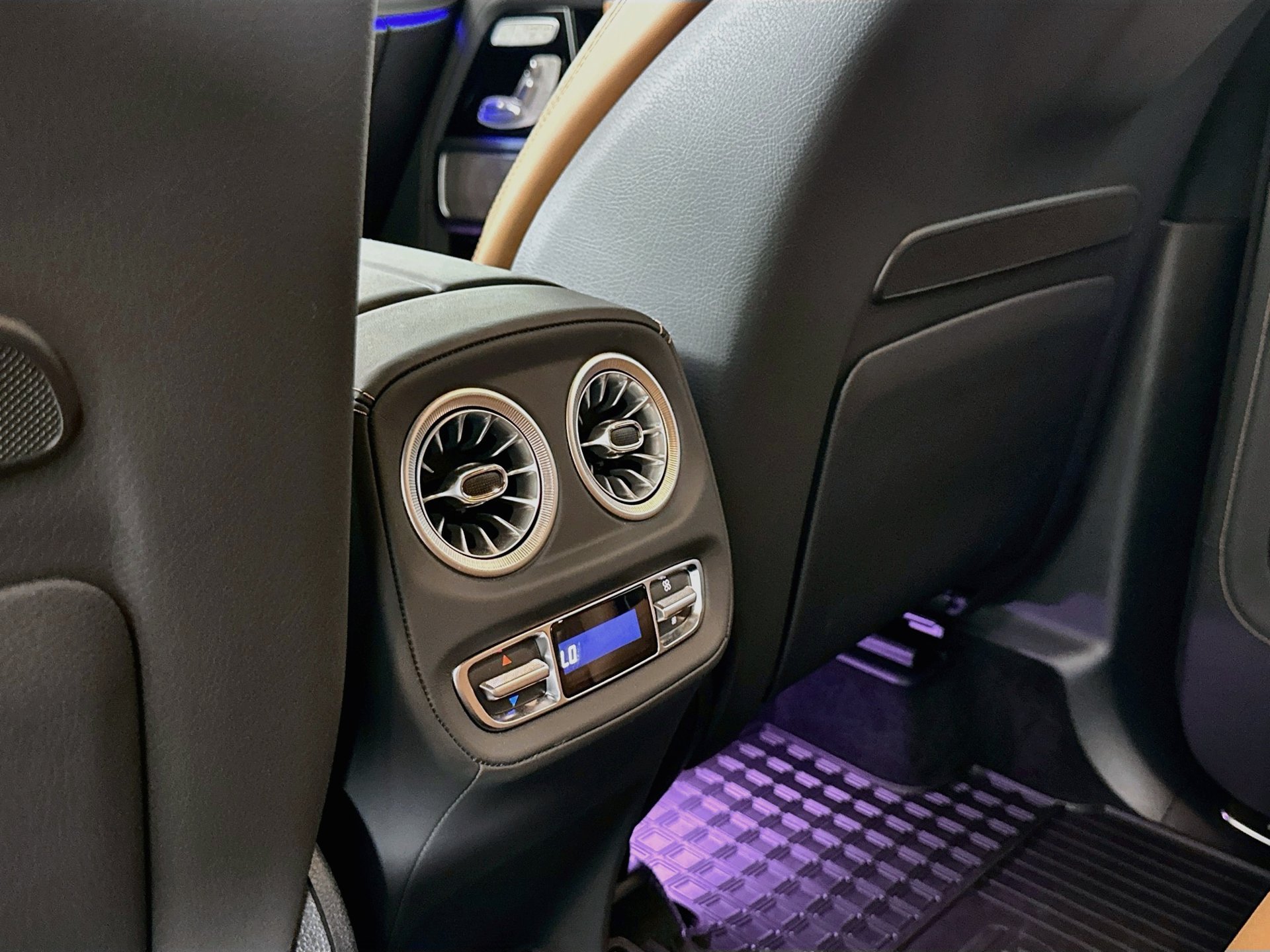 Certified 2025 Mercedes-Benz G 63 AMG 4MATIC image 28