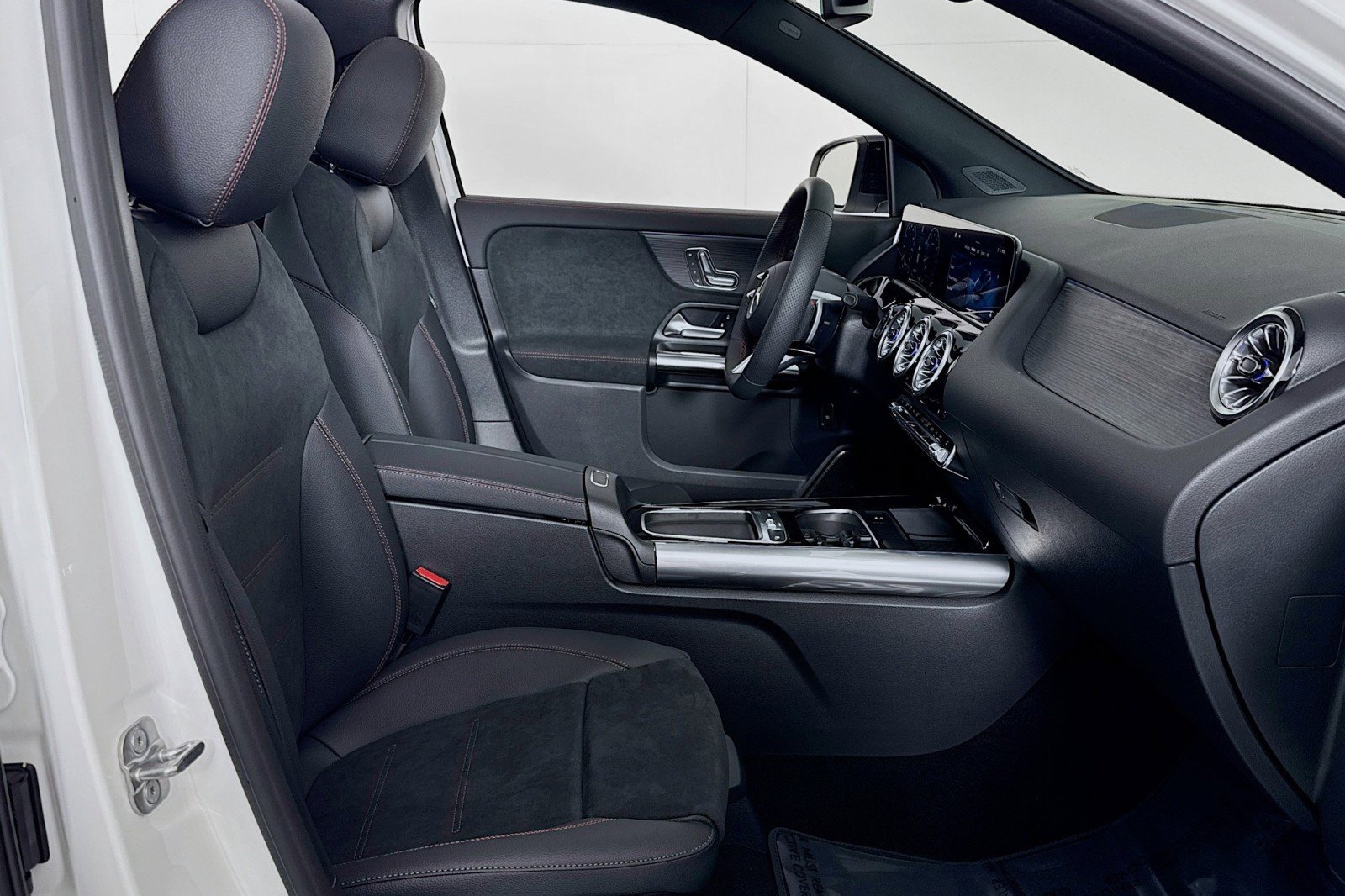 New 2026 Mercedes-Benz GLA 250 image 6