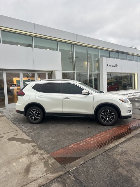 Used 2019 Nissan Rogue SV image 5