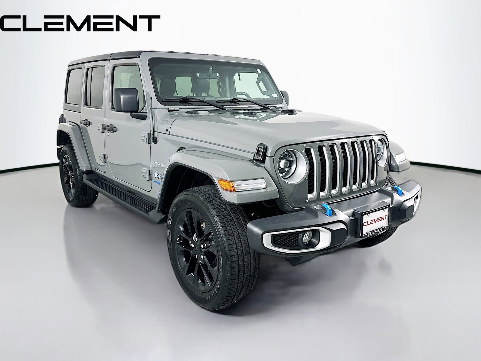 Used 2022 Jeep Wrangler Unlimited Sahara w/ Cold Weather Group image 5