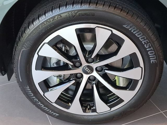 New 2026 Audi Q3 quattro 2.0T AWD/4WD image 6