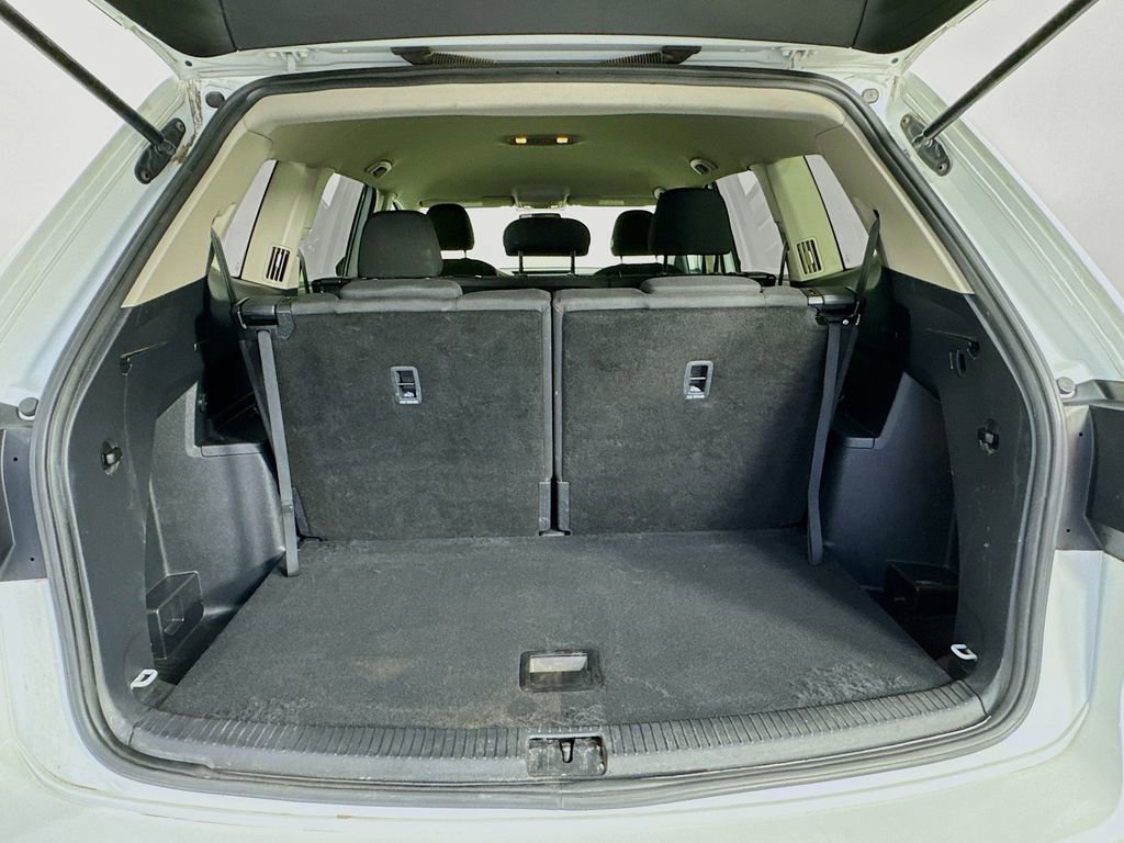 Used 2018 Volkswagen Atlas S image 30