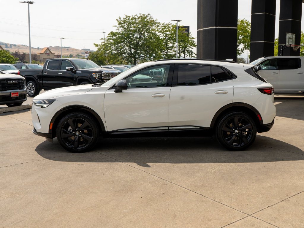Certified 2023 Buick Envision Essence w/ Technology Package I AWD/4WD image 5