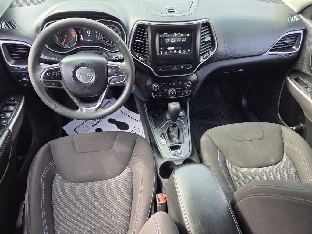 Used 2021 Jeep Cherokee Latitude image 9