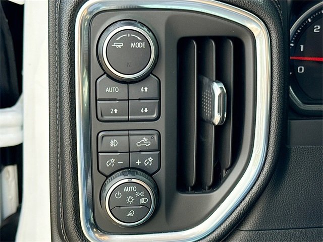 Used 2020 Chevrolet Silverado 2500 High Country image 12