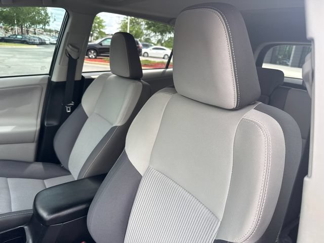 Used 2013 Toyota RAV4 XLE AWD/4WD image 12