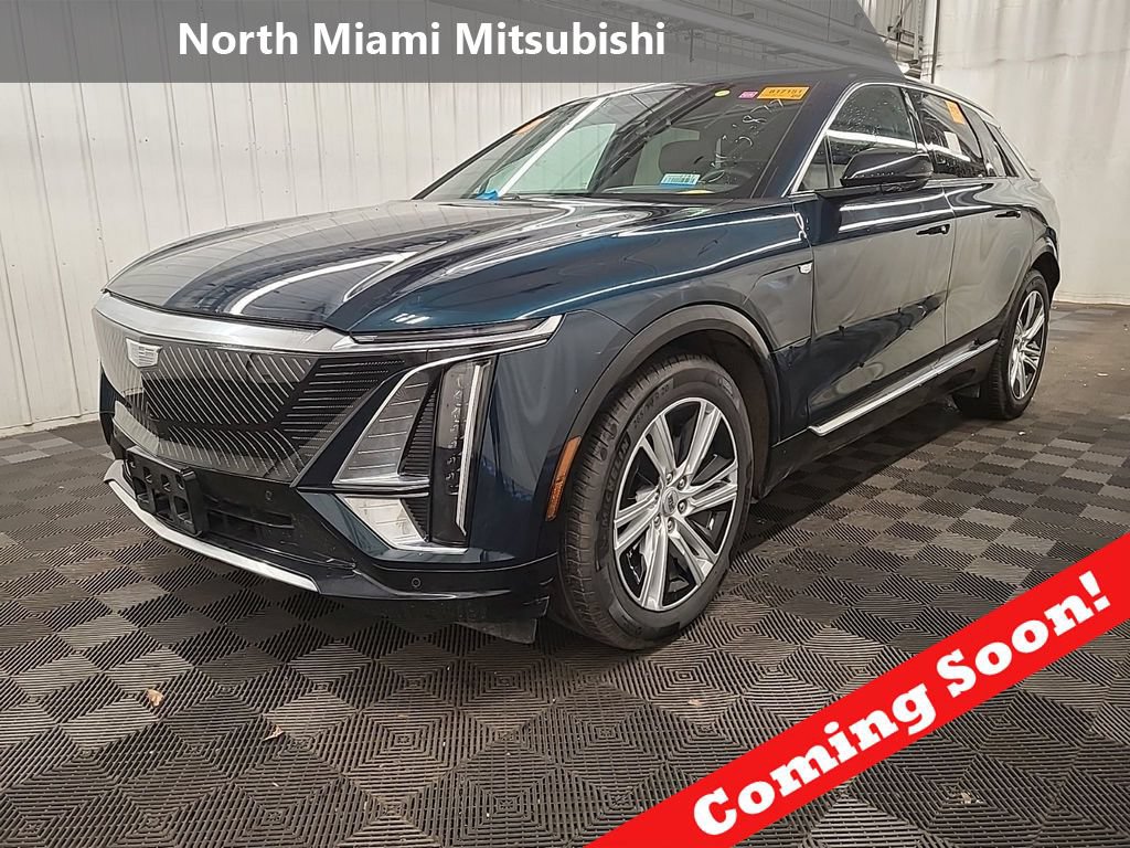 Used 2024 Cadillac Lyriq Tech RWD image 1