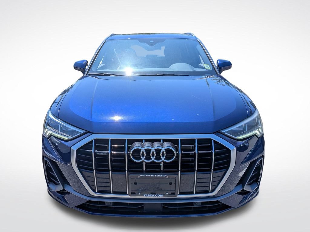 Used 2023 Audi Q3 2.0T Premium w/ Convenience Package AWD/4WD image 9