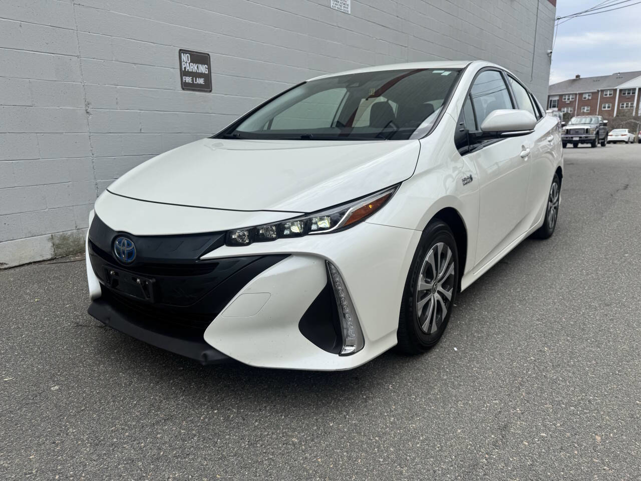 Used 2020 Toyota Prius Prime LE FWD image 6