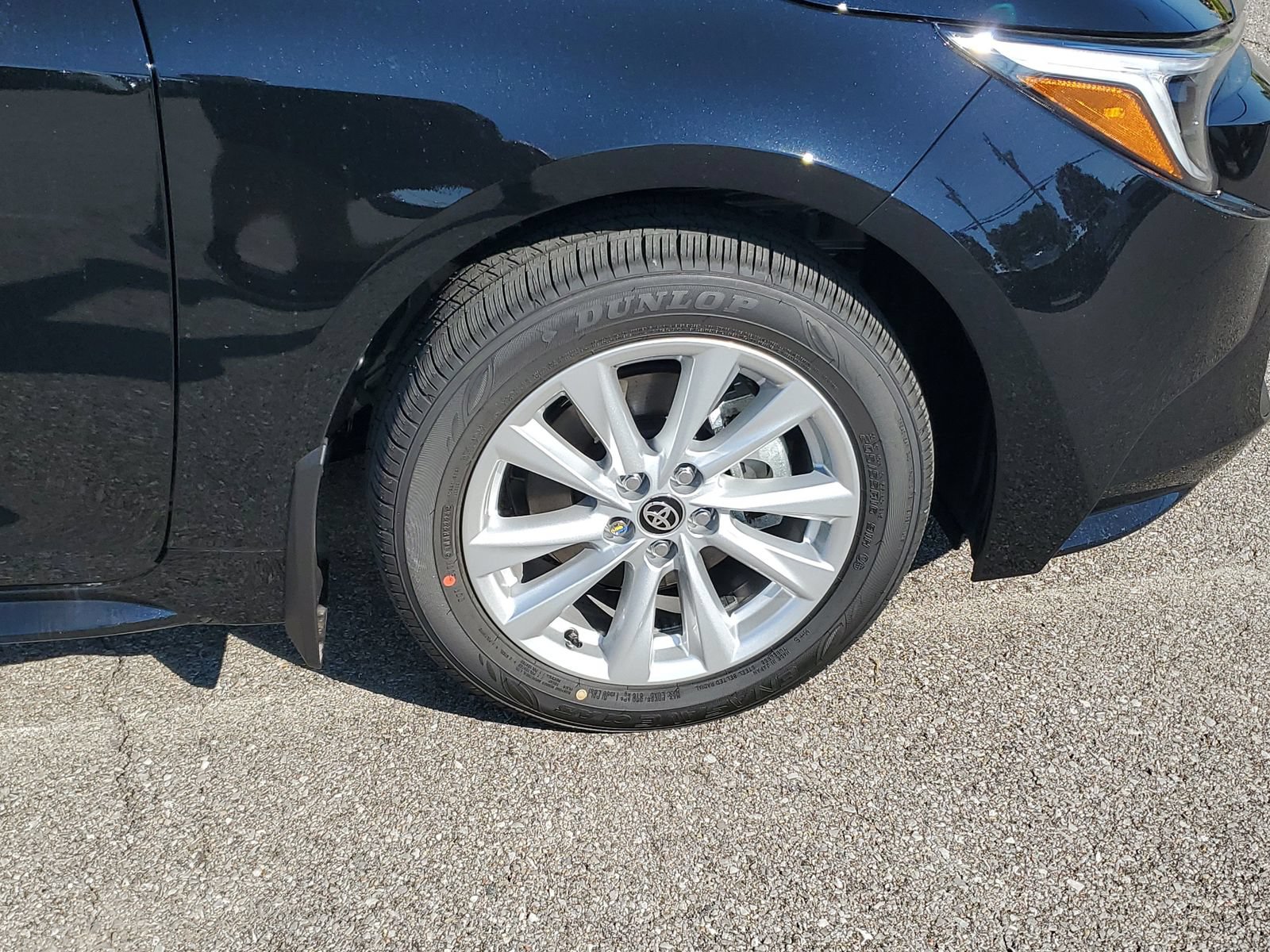 New 2026 Toyota Corolla LE AWD/4WD image 6