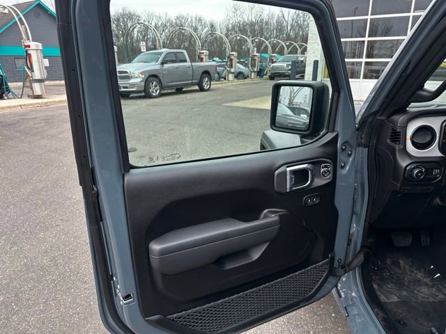 New 2026 Jeep Wrangler Unlimited Sport AWD/4WD image 17