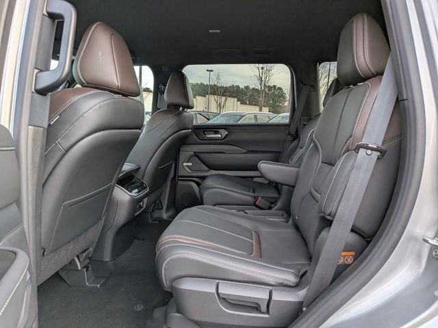 New 2026 Nissan Armada SL w/ Captain's Chari Seat Package image 10
