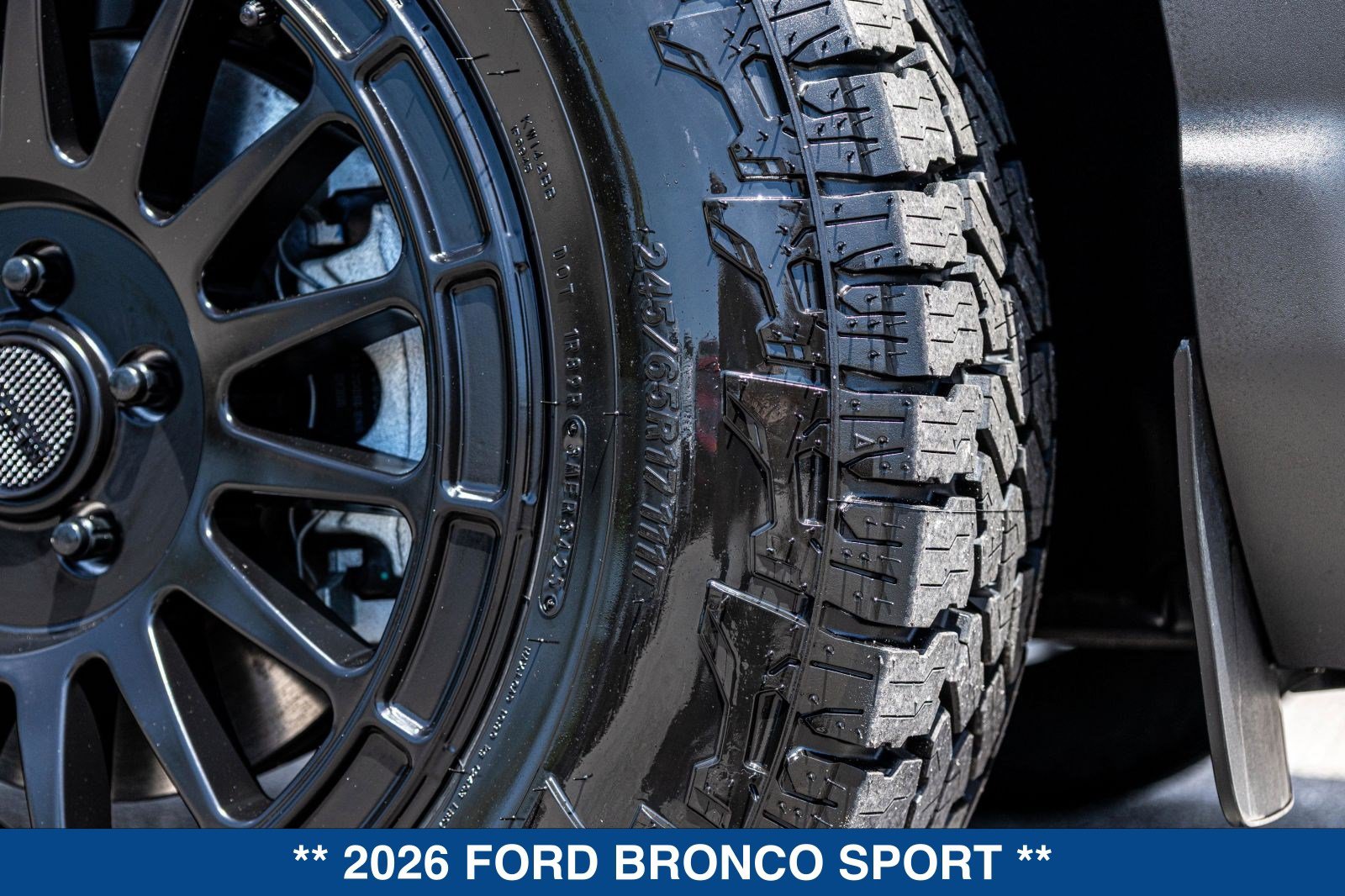 New 2026 Ford Bronco Sport Outer Banks w/ Outer Banks Tech Package+ AWD/4WD image 18