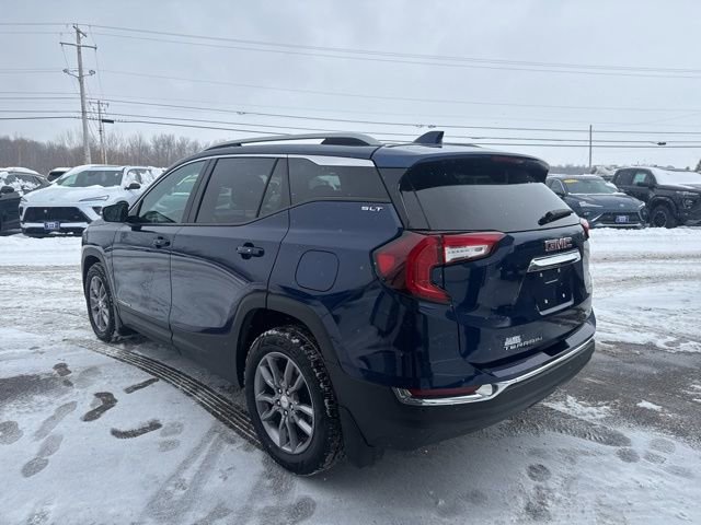 Certified 2022 GMC Terrain SLT w/ Infotainment Package II image 5