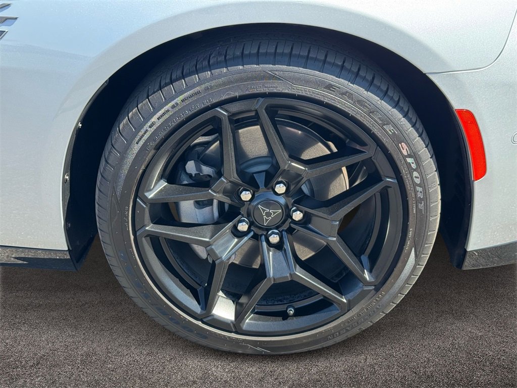 Used 2024 Dodge Charger R/T w/ Plus Group image 7