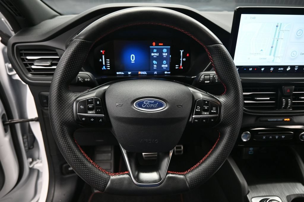 Certified 2023 Ford Escape ST-Line w/ Tech Pack #1 AWD/4WD image 11