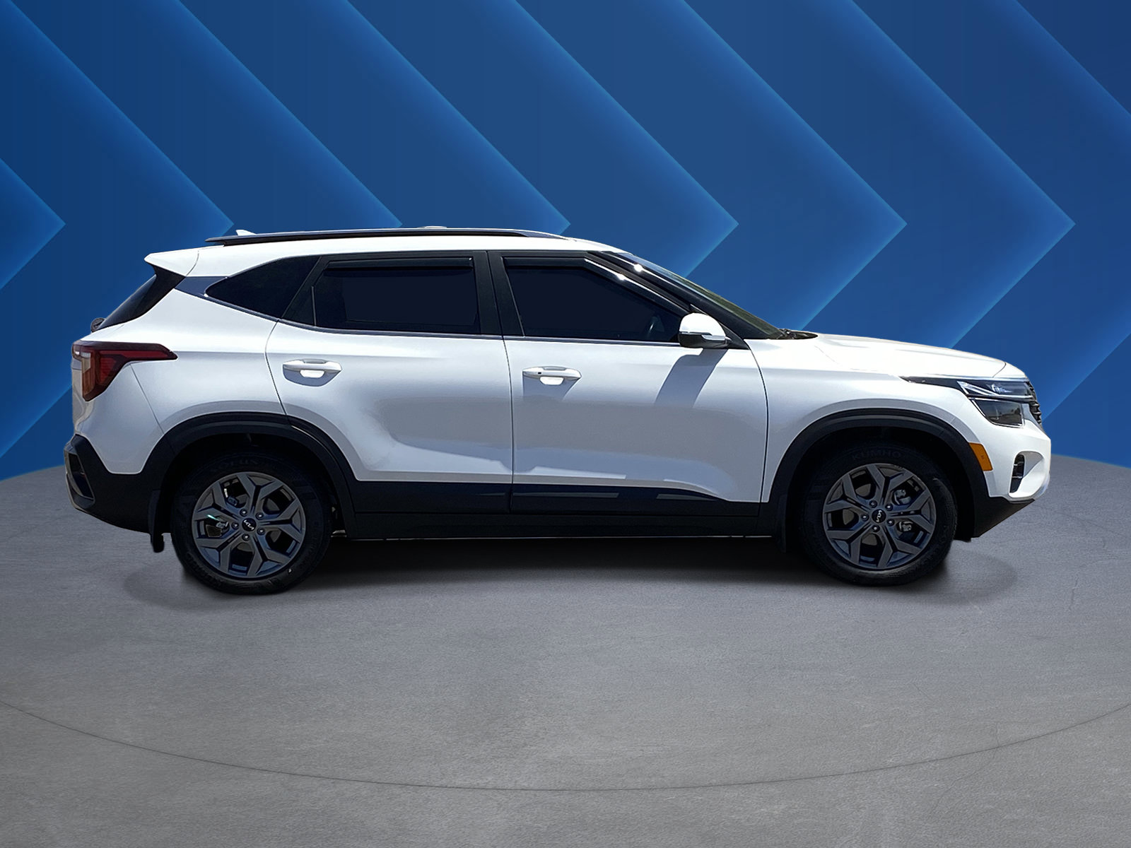 Used 2024 Kia Seltos S FWD image 2