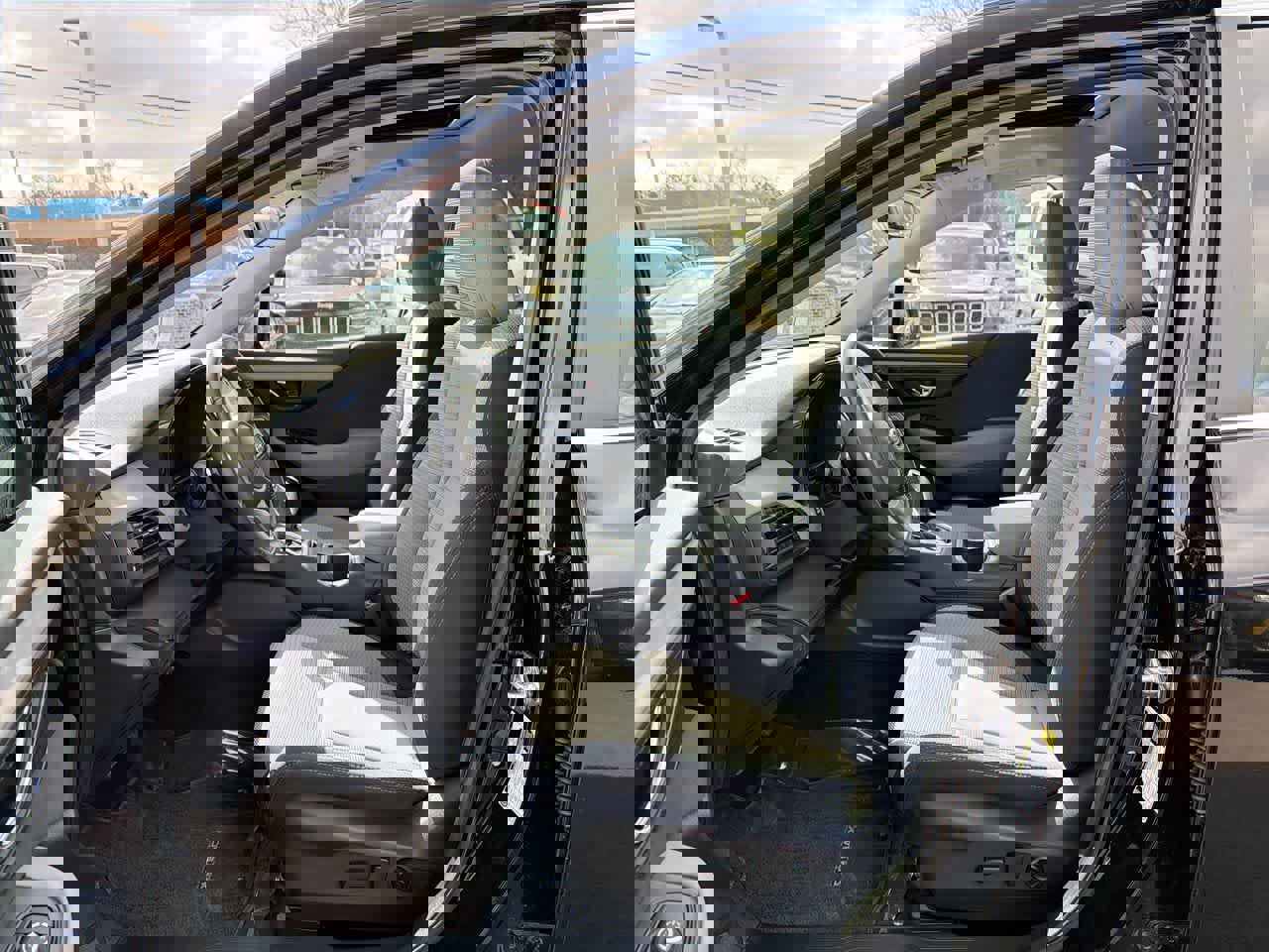 Used 2025 Subaru Outback Premium image 21