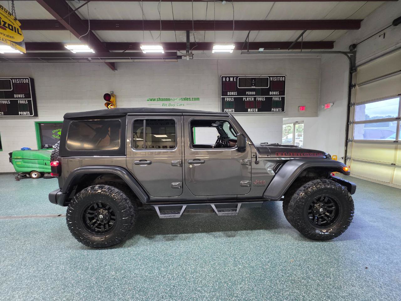 Used 2019 Jeep Wrangler Unlimited Rubicon AWD/4WD image 6