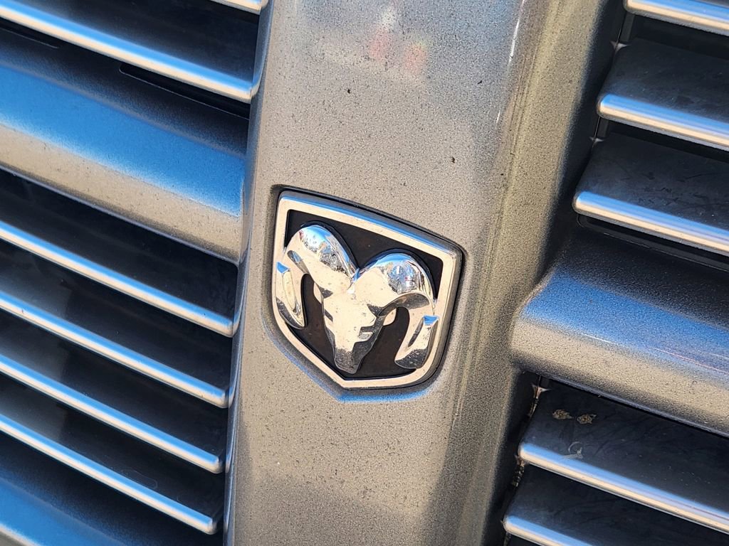 Used 2006 Dodge Magnum R/T image 31