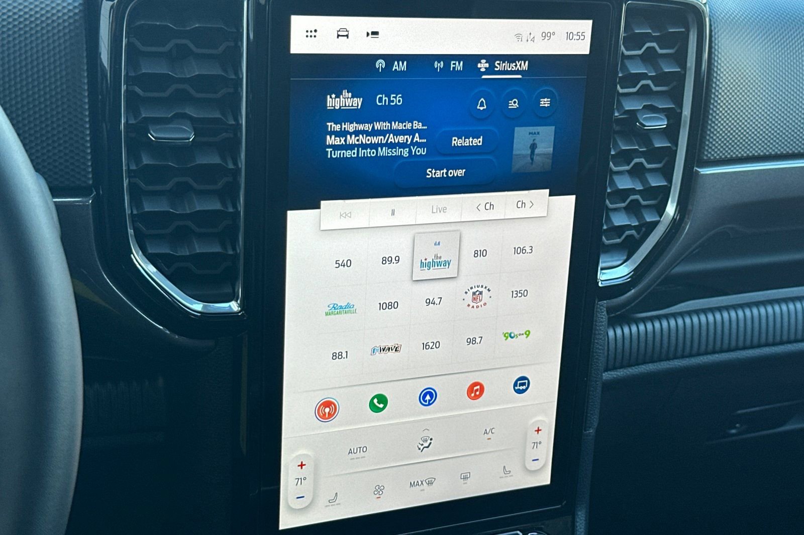 New 2025 Ford Ranger XLT w/ Equipment Group 301A High image 16