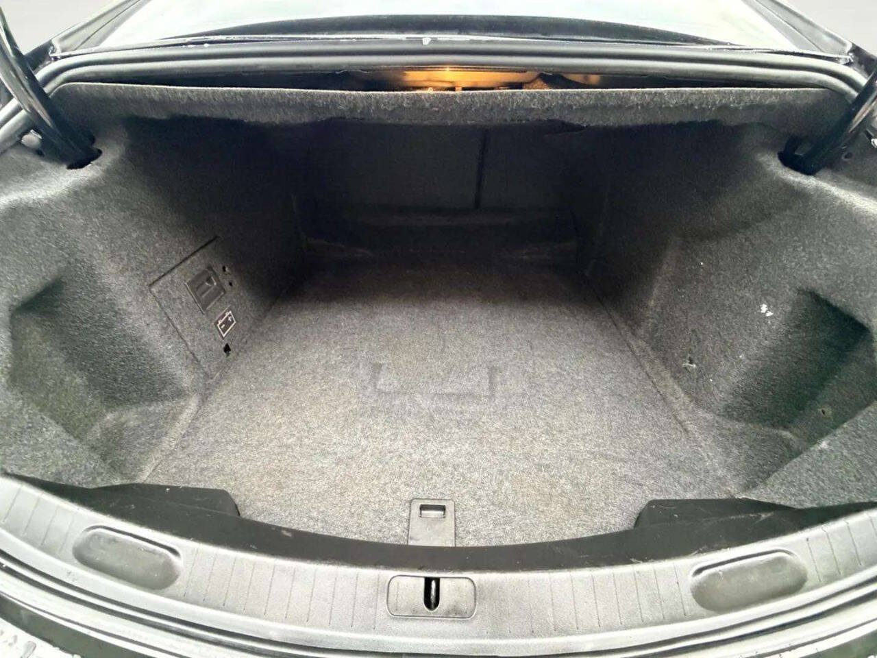 Used 2019 Chevrolet Impala LT FWD image 5
