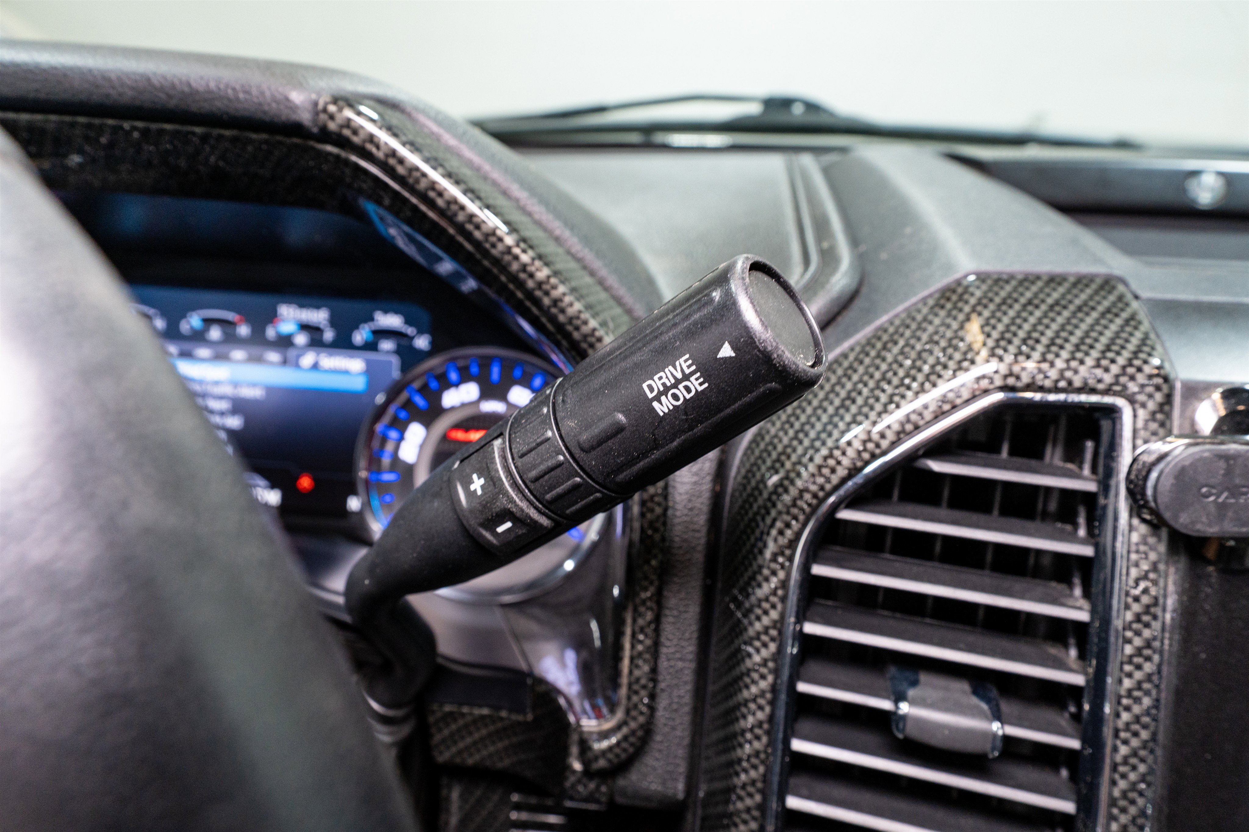 Used 2020 Ford F250 Lariat w/ Lariat Ultimate Package AWD/4WD image 33