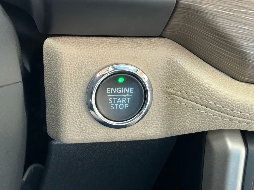 Used 2022 Ford Expedition Limited image 54