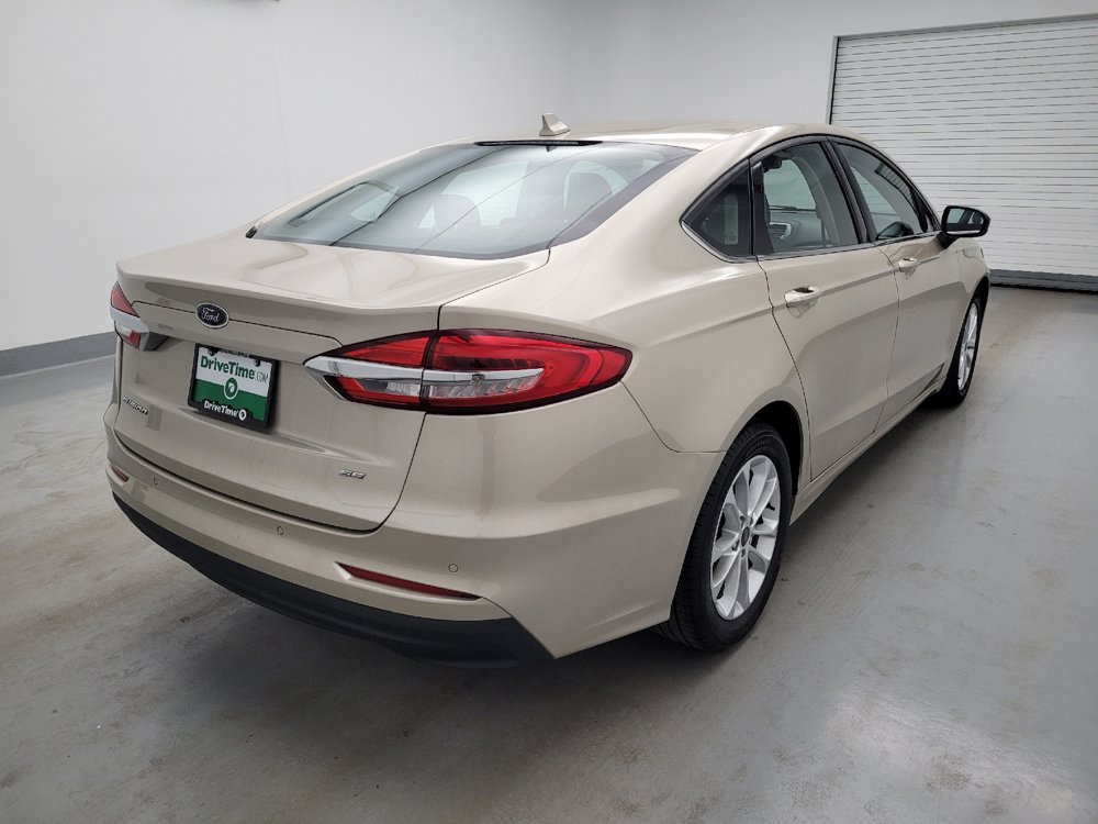 Used 2019 Ford Fusion SE FWD image 9