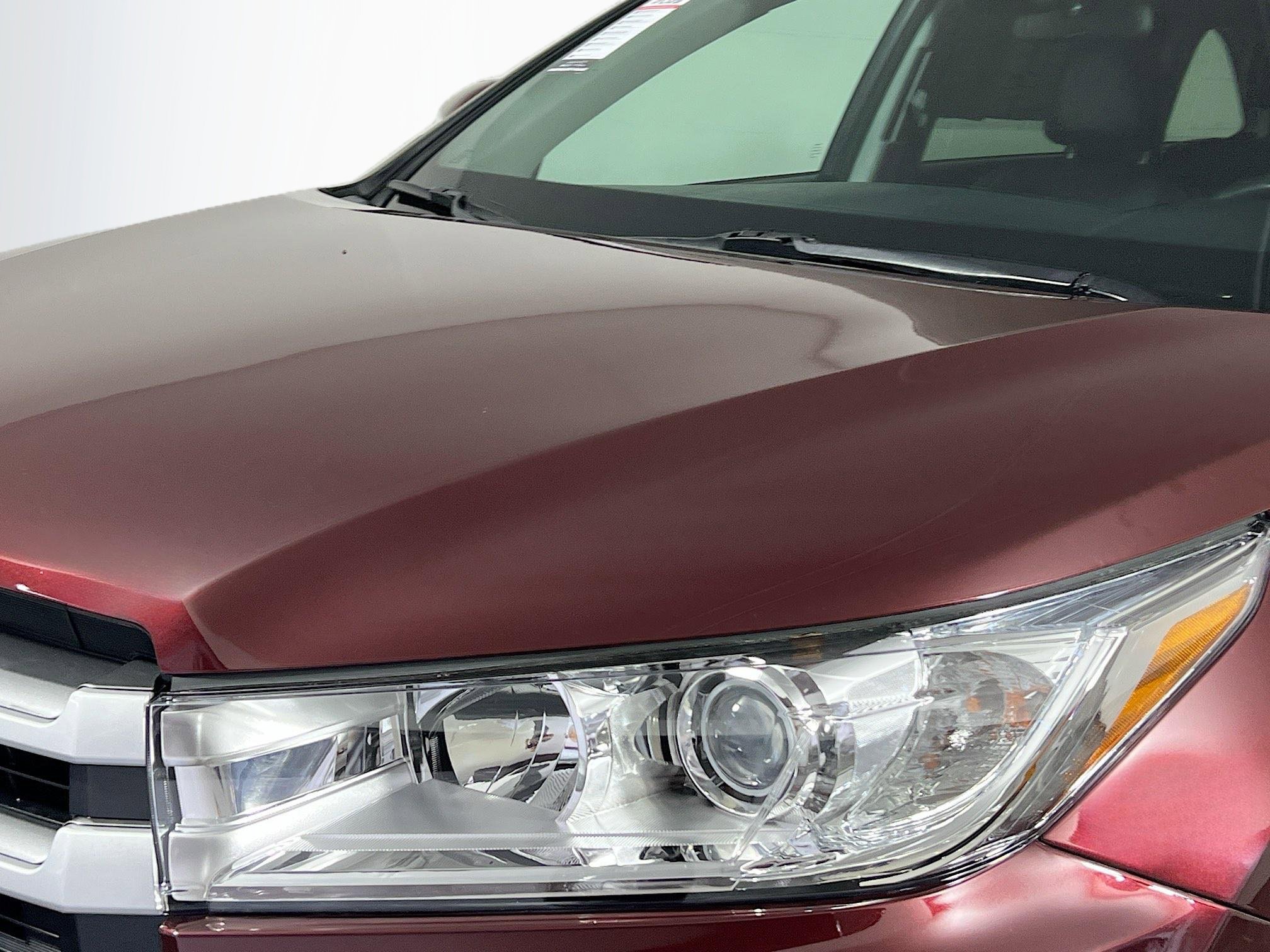 Used 2017 Toyota Highlander Plus image 11