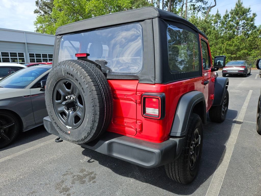 Used 2025 Jeep Wrangler Sport image 6