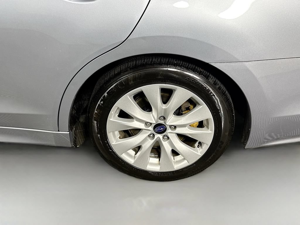 Used 2017 Subaru Legacy 2.5i Premium AWD/4WD image 32