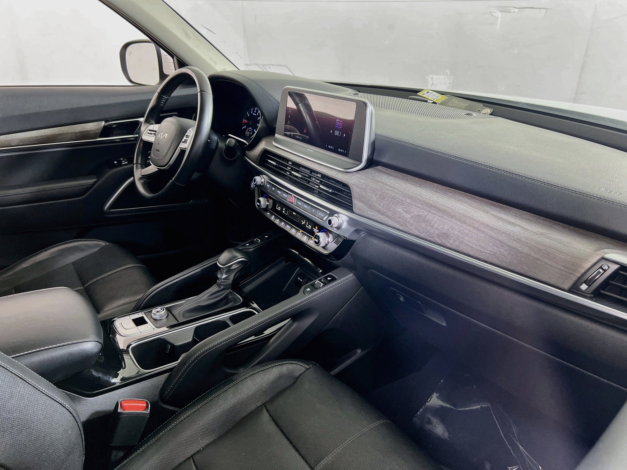 Used 2022 Kia Telluride EX FWD image 30