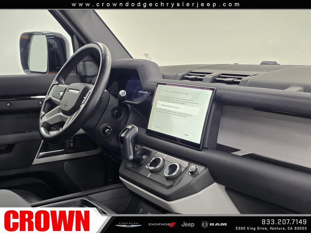 Used 2022 Land Rover Defender 110 X-Dynamic SE AWD/4WD image 16