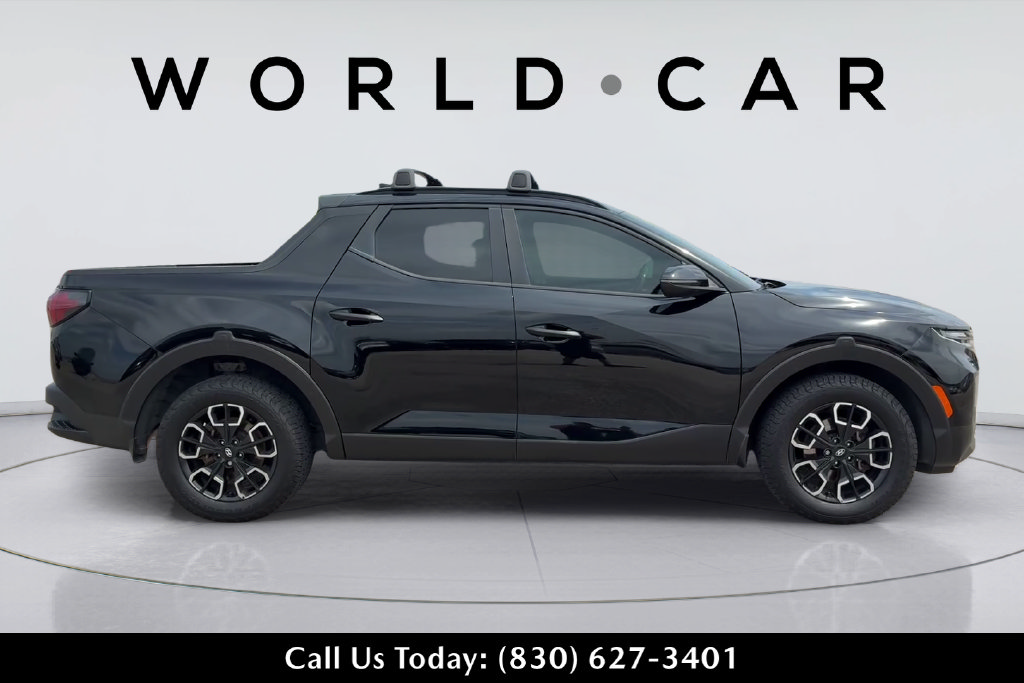 Used 2022 Hyundai Santa Cruz SEL w/ Activity Package FWD image 2