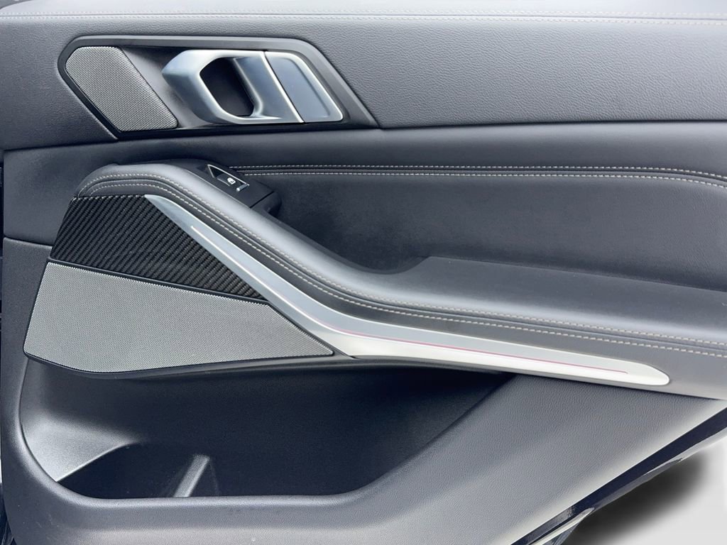 Used 2022 BMW X5 M50i AWD/4WD image 54